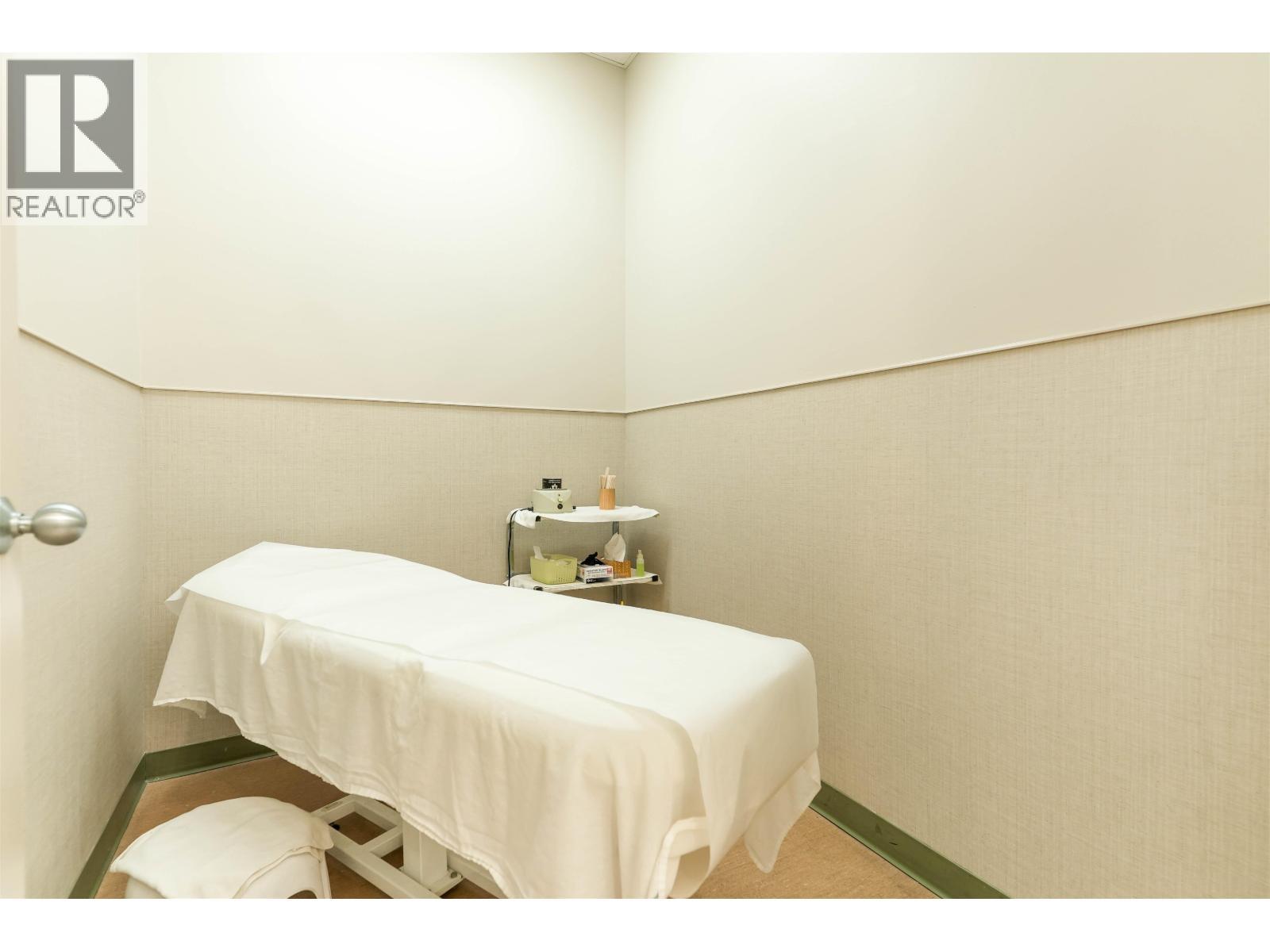 2102 2929 Barnet Highway, Coquitlam, BC