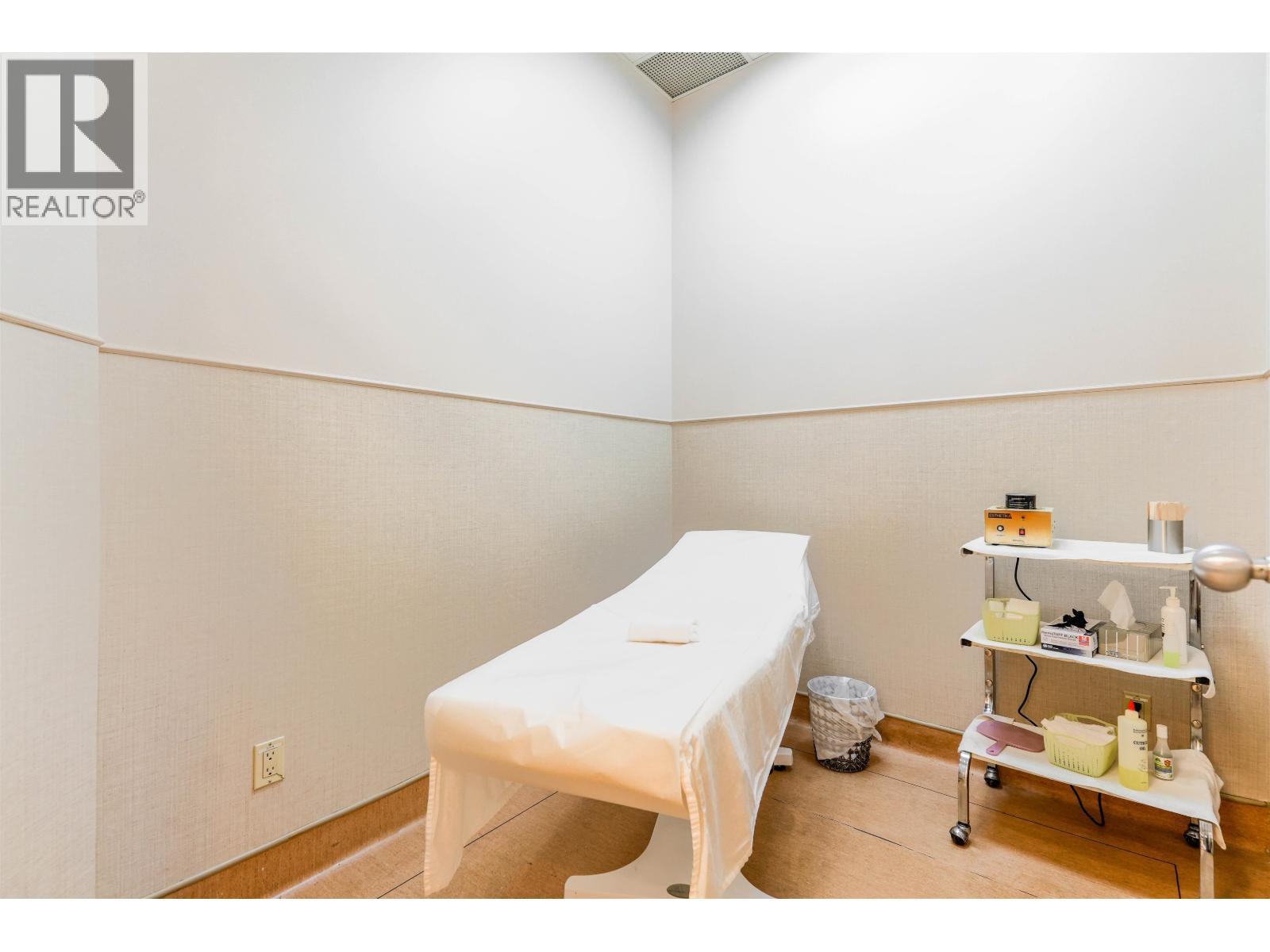 2102 2929 Barnet Highway, Coquitlam, BC