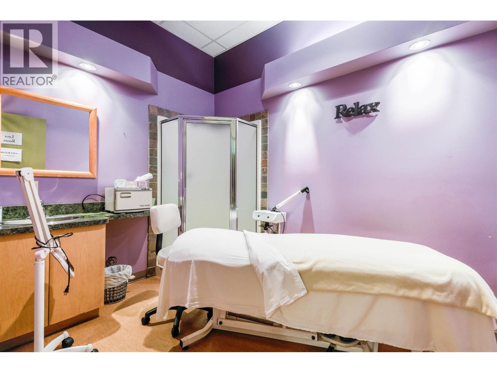 2102 2929 Barnet Highway, Coquitlam, BC