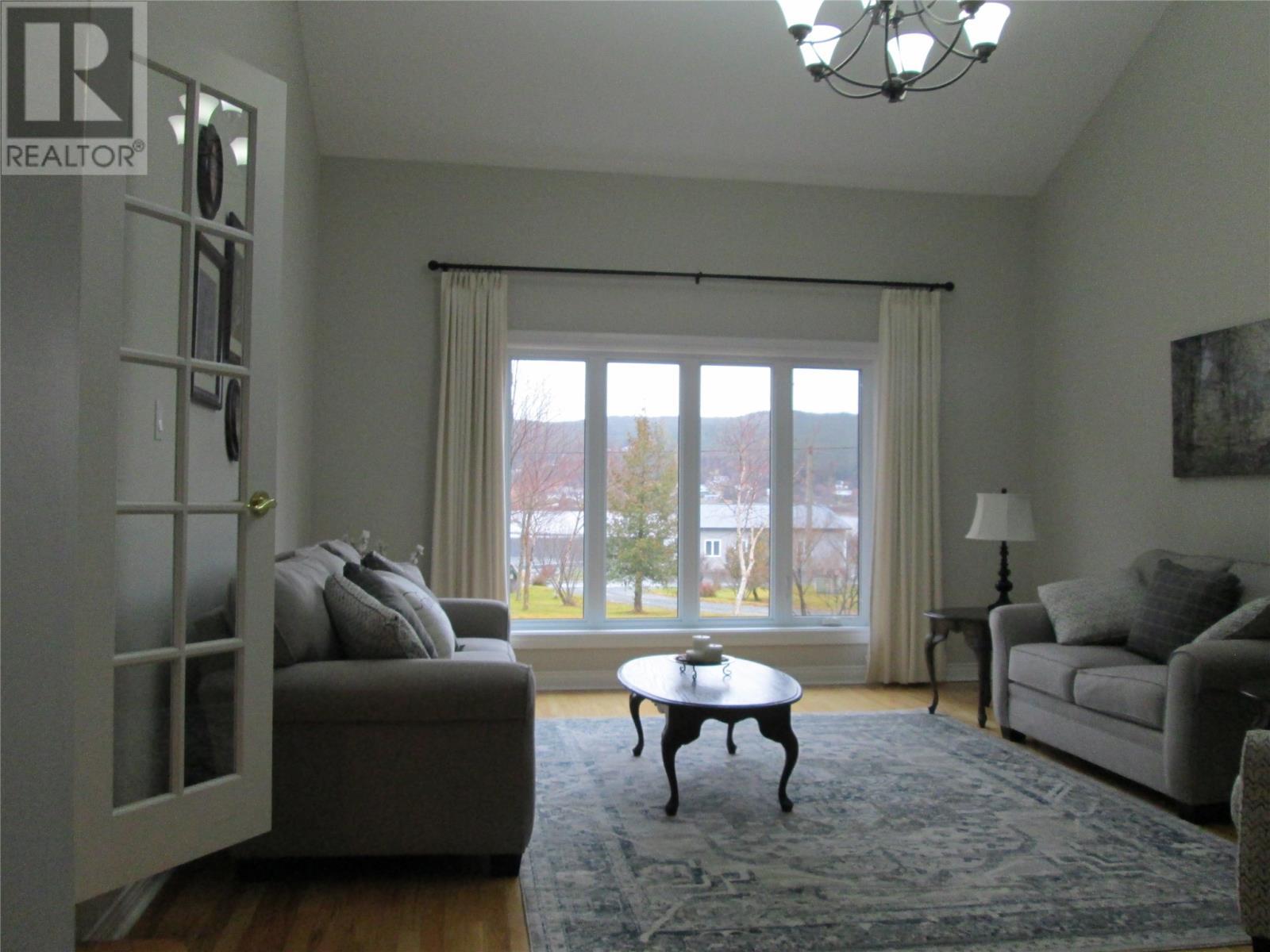 19 Voyce Cove Road, St.Albans, NL - Indoor Photo Showing Living Room