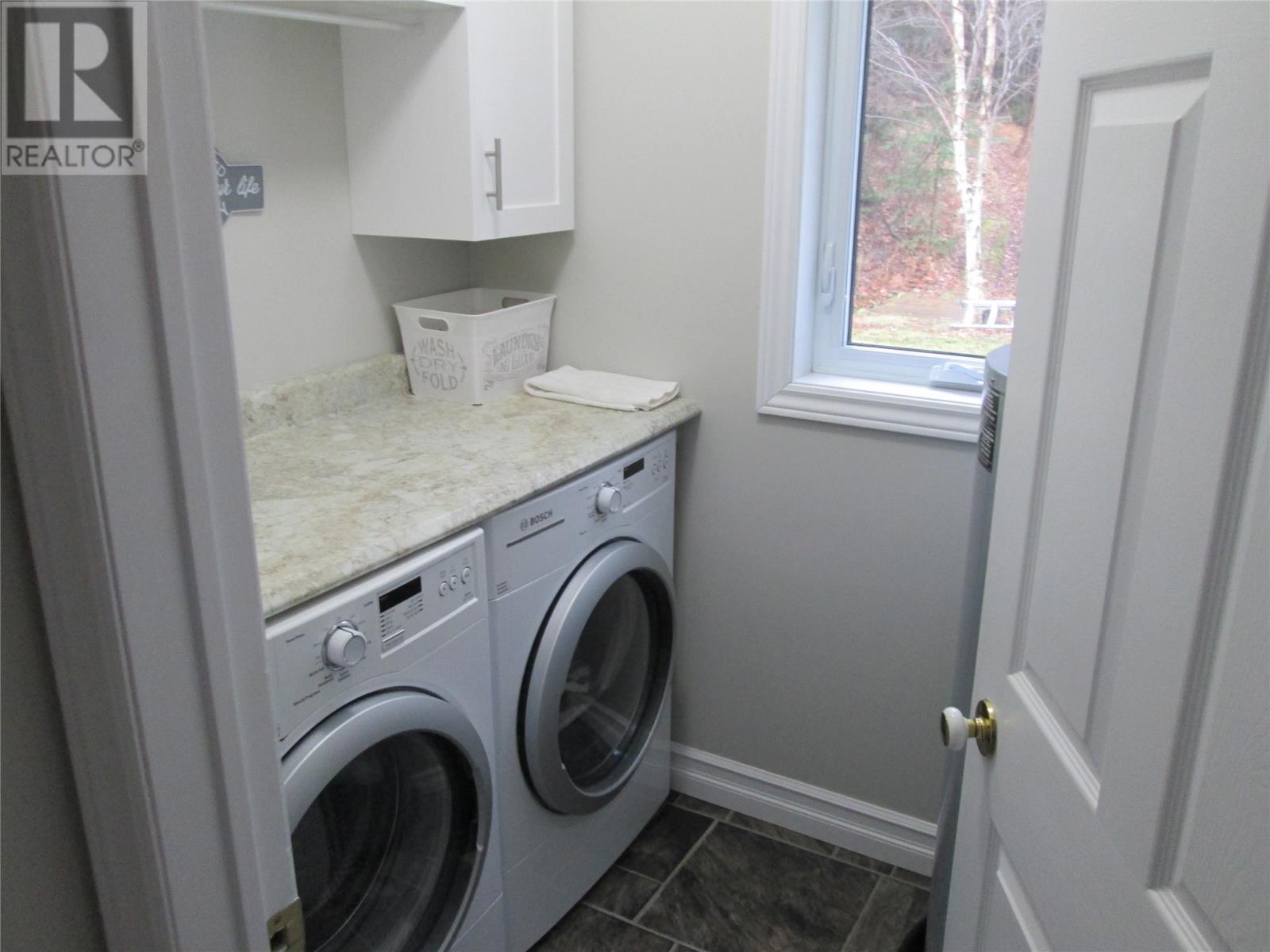 19 Voyce Cove Road, St.Albans, NL - Indoor Photo Showing Laundry Room