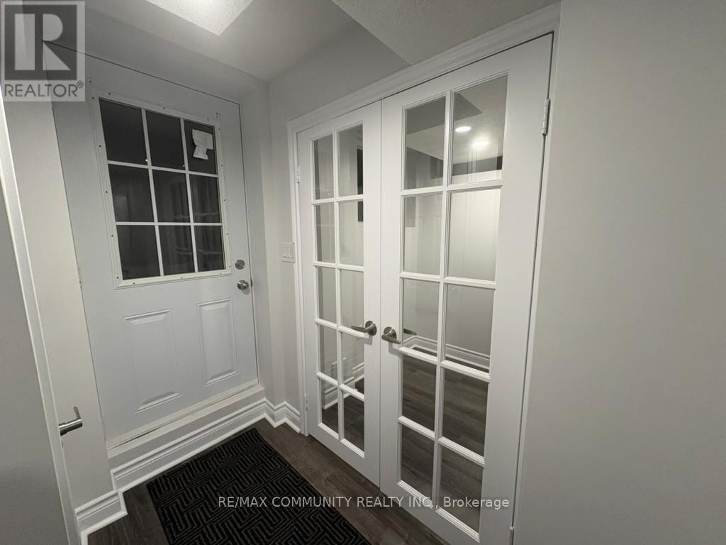 25 Freer Crescent, Ajax, ON - Indoor Photo Showing Other Room