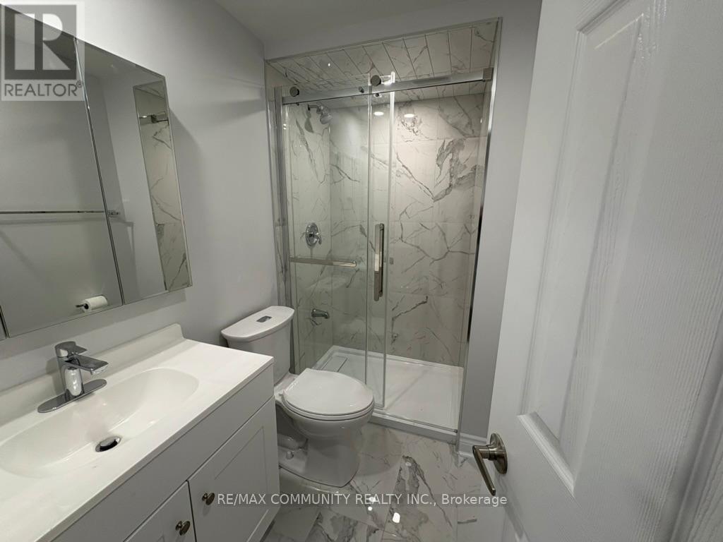 25 Freer Crescent, Ajax, ON - Indoor Photo Showing Bathroom