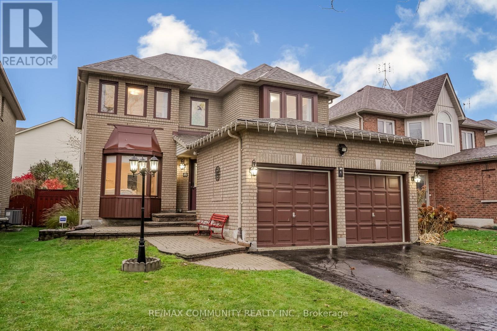 4 Edgerton Drive N, Clarington, ON - Outdoor