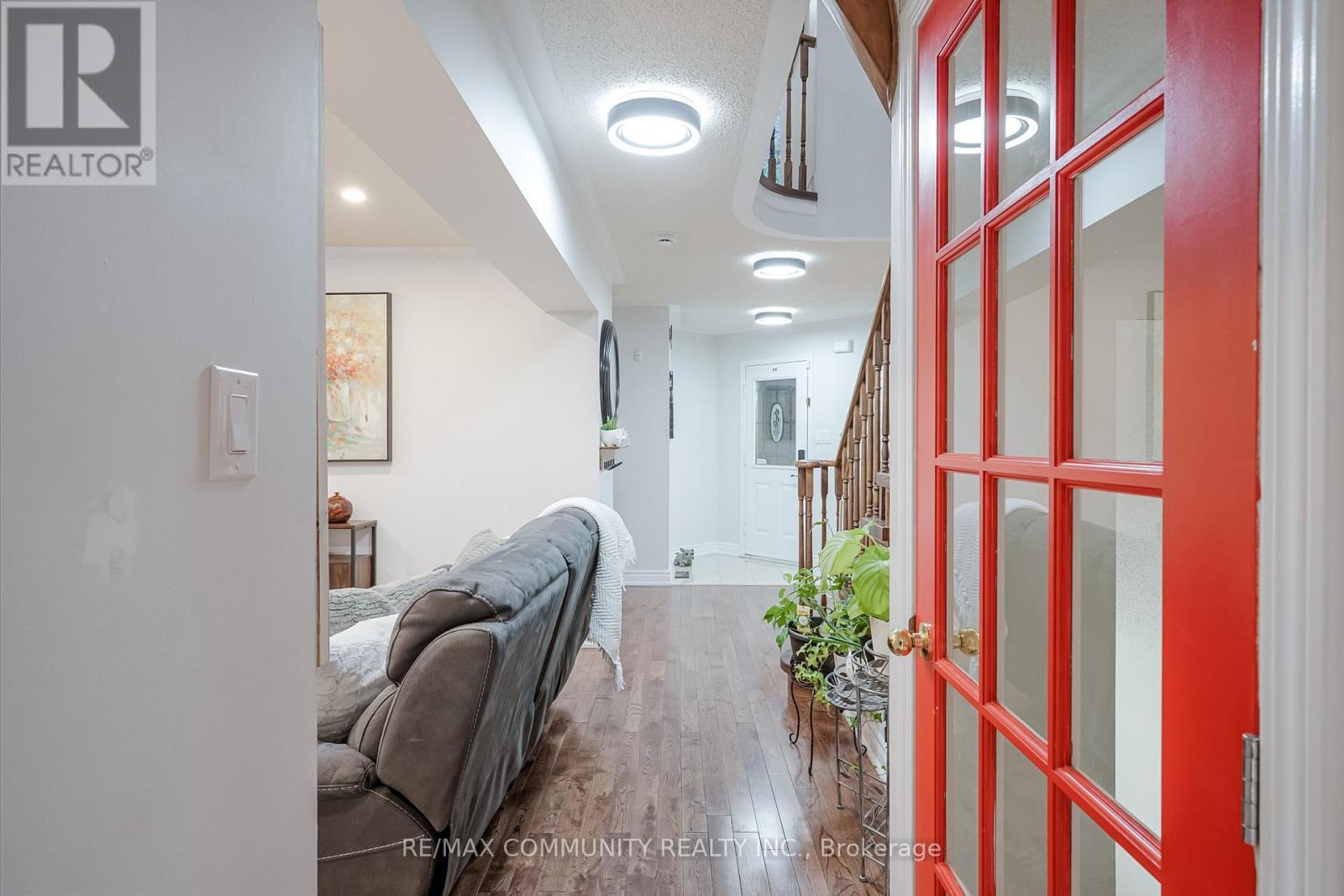 4 Edgerton Drive N, Clarington, ON - Indoor Photo Showing Other Room