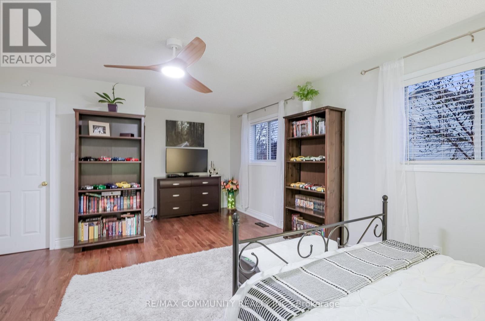 4 Edgerton Drive N, Clarington, ON - Indoor