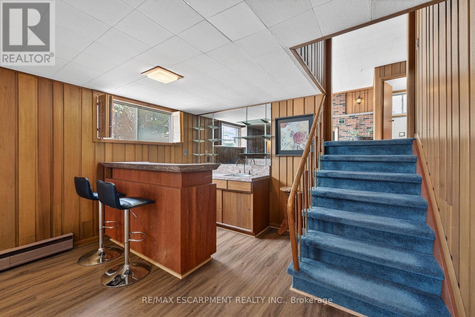 16 Southill Drive, Hamilton, ON - Indoor Photo Showing Other Room