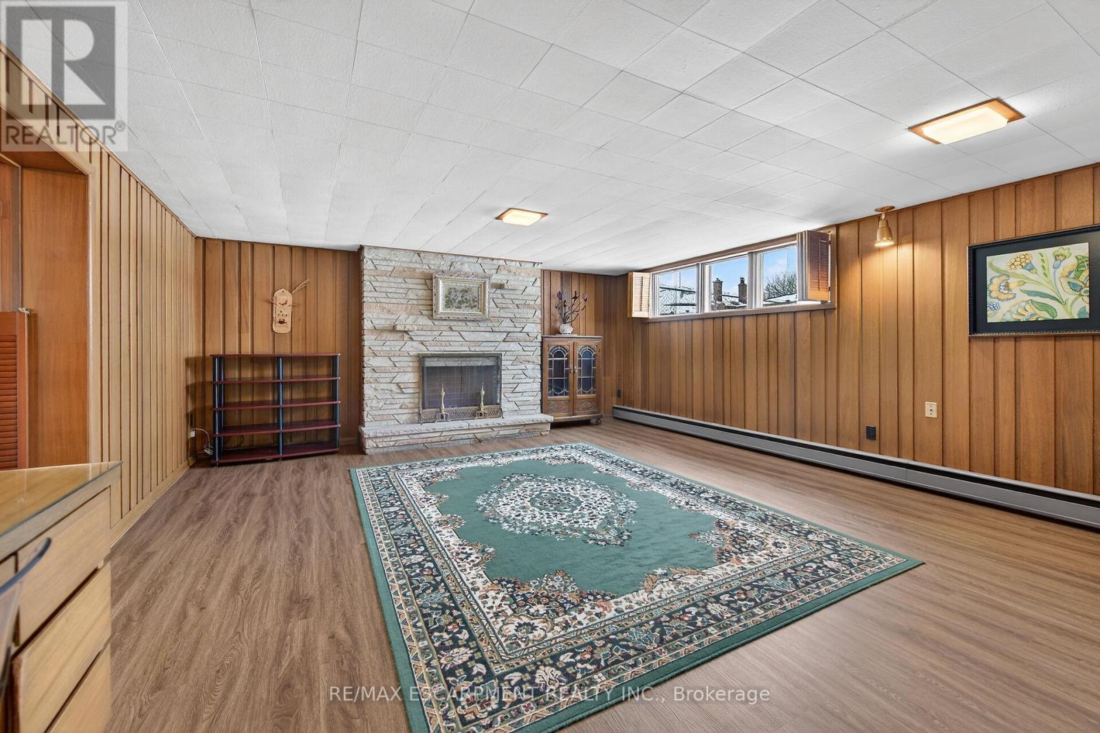 16 Southill Drive, Hamilton, ON - Indoor Photo Showing Other Room With Fireplace