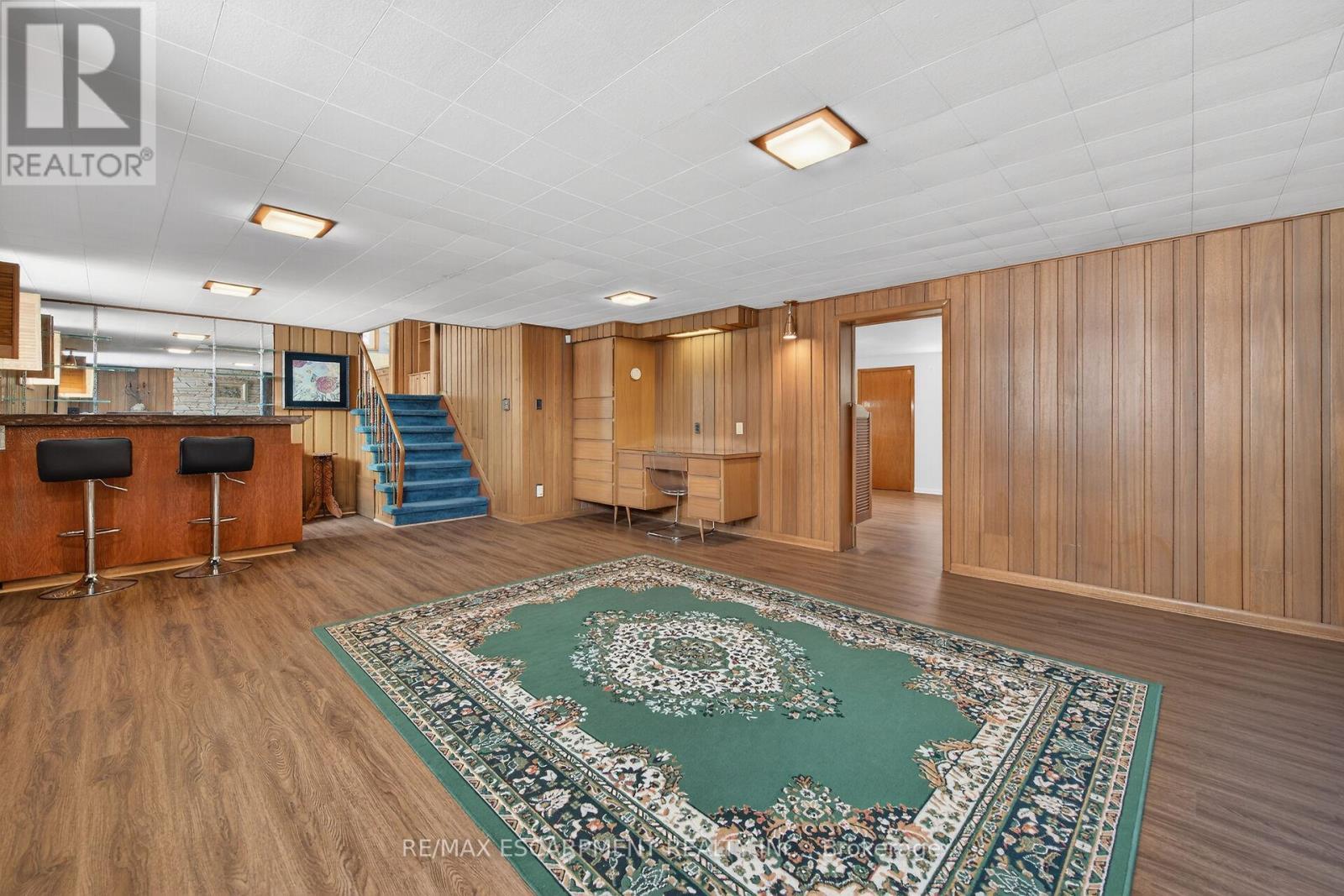 16 Southill Drive, Hamilton, ON - Indoor Photo Showing Other Room