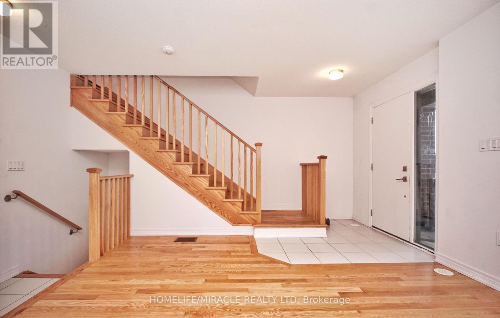 59 Sorbara Way, Whitby, ON - Indoor Photo Showing Other Room