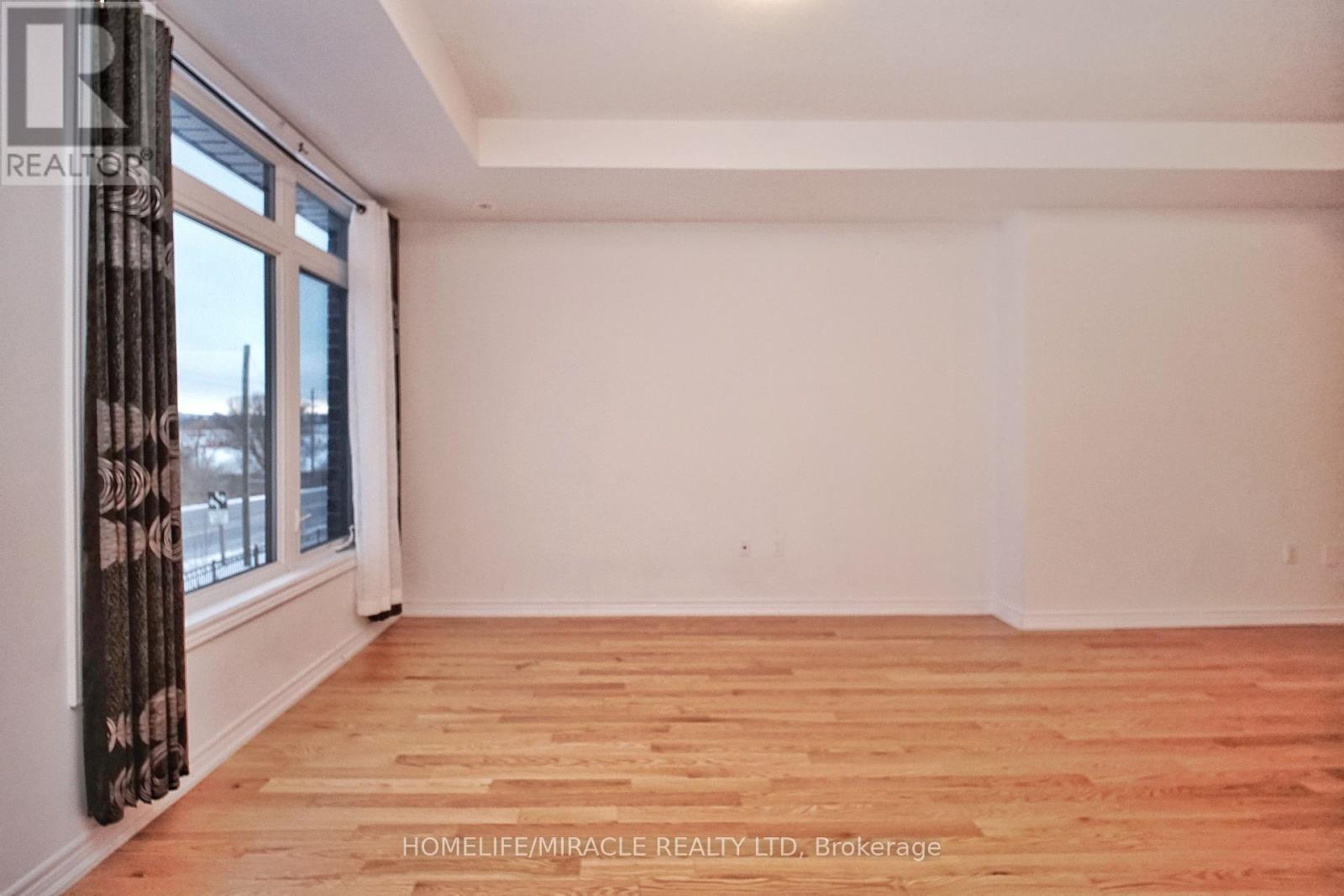 59 Sorbara Way, Whitby, ON - Indoor Photo Showing Other Room