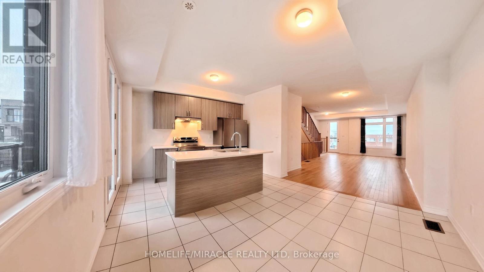 59 Sorbara Way, Whitby, ON - Indoor