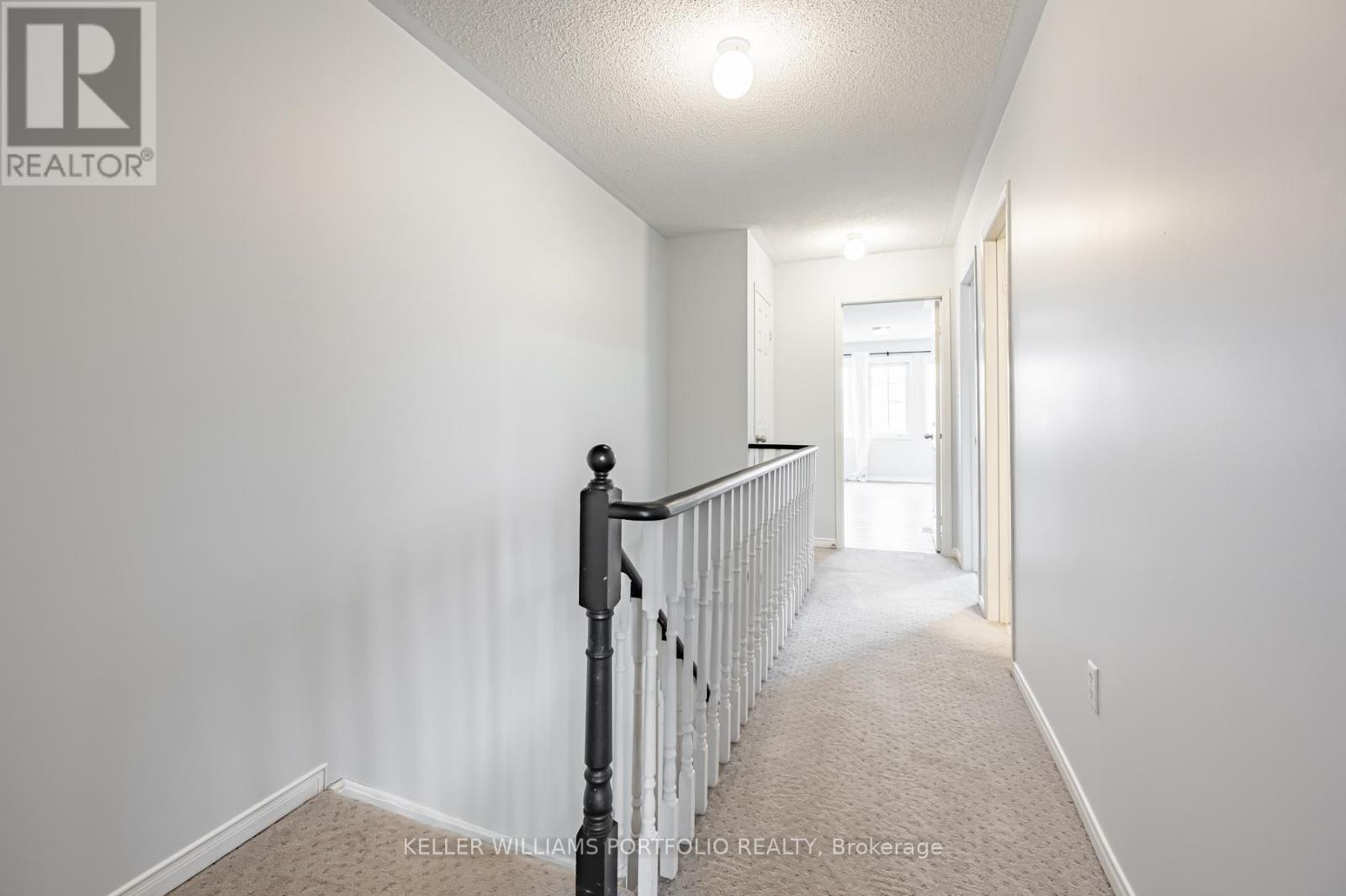 7160 Waldorf Way, Mississauga, ON - Indoor Photo Showing Other Room