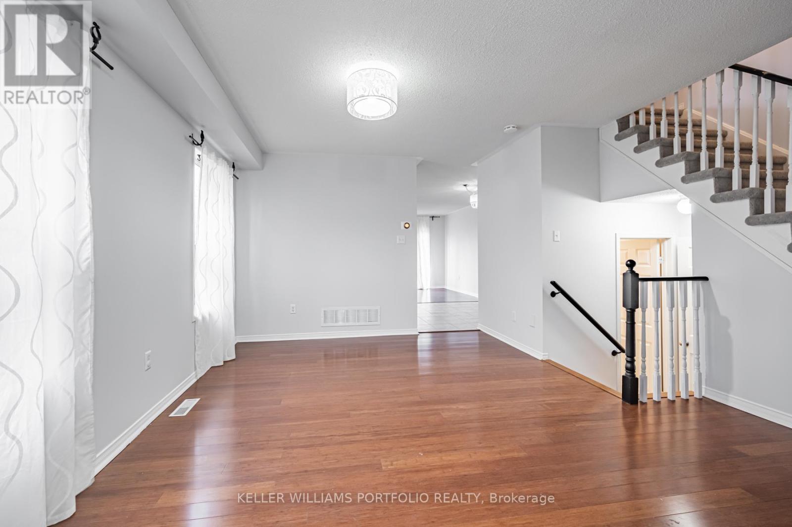 7160 Waldorf Way, Mississauga, ON - Indoor Photo Showing Other Room