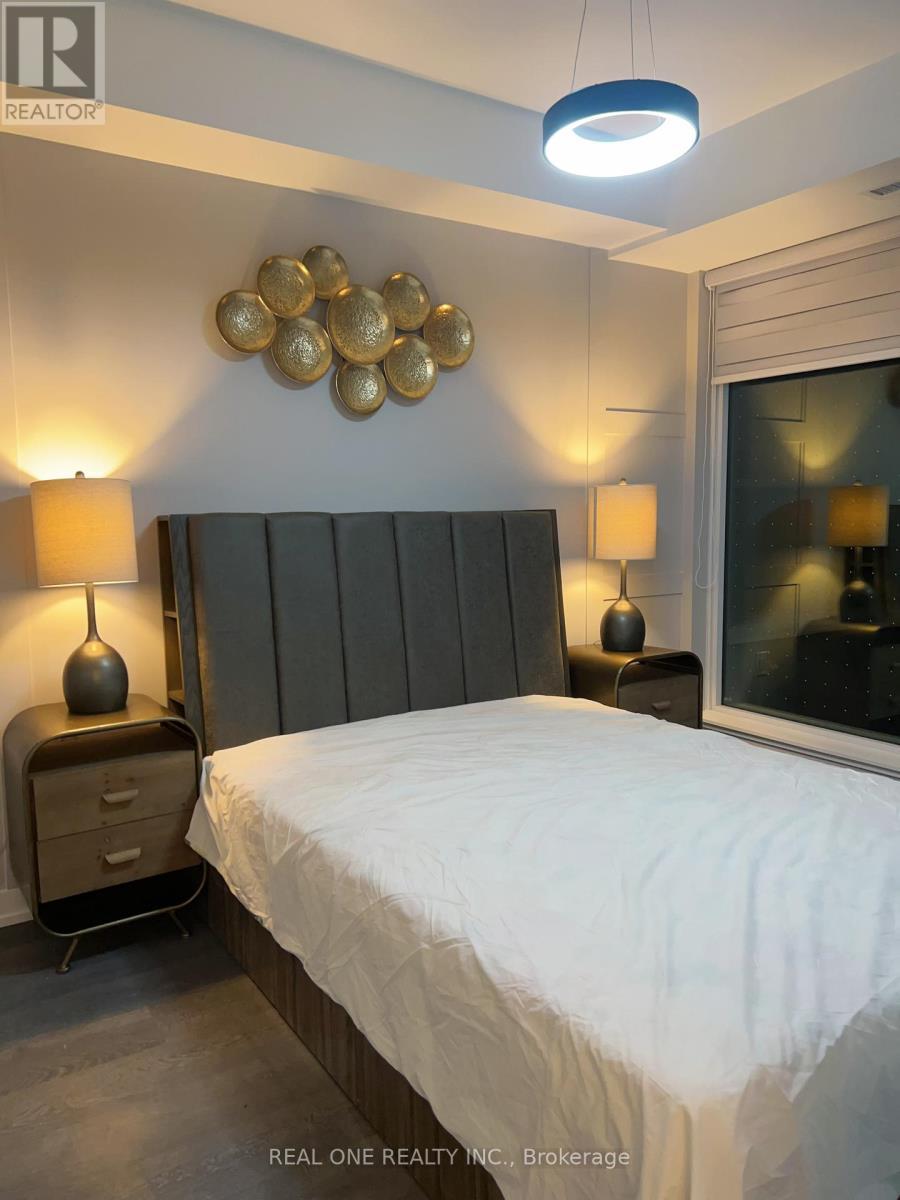 S401 - 8 Olympic Garden Drive, Toronto, ON - Indoor Photo Showing Bedroom