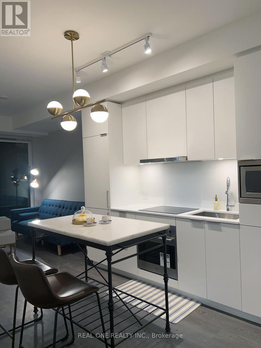 S401 - 8 Olympic Garden Drive, Toronto, ON - Indoor