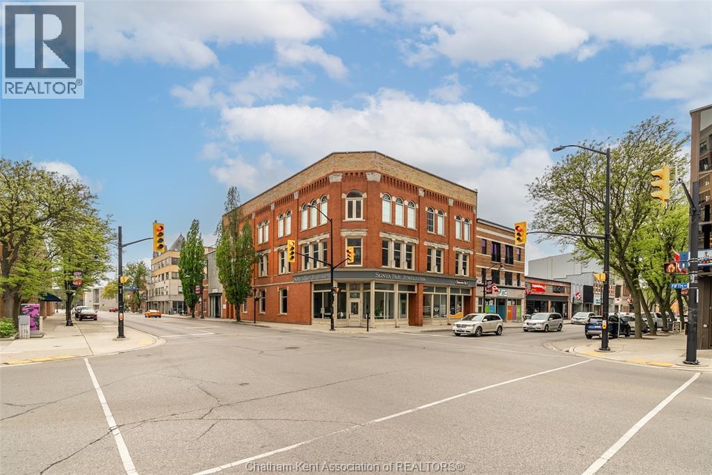 138 King Street West Unit# 207, Chatham, ON - Outdoor