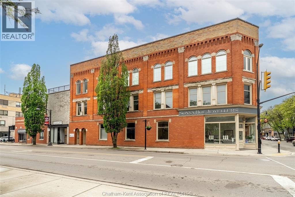 138 King Street West Unit# 207, Chatham, ON - Outdoor