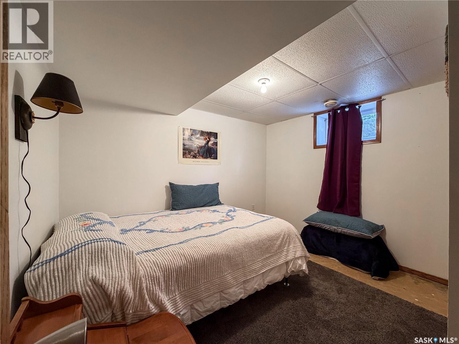 610 Railway Street, Eastend, SK - Indoor Photo Showing Bedroom
