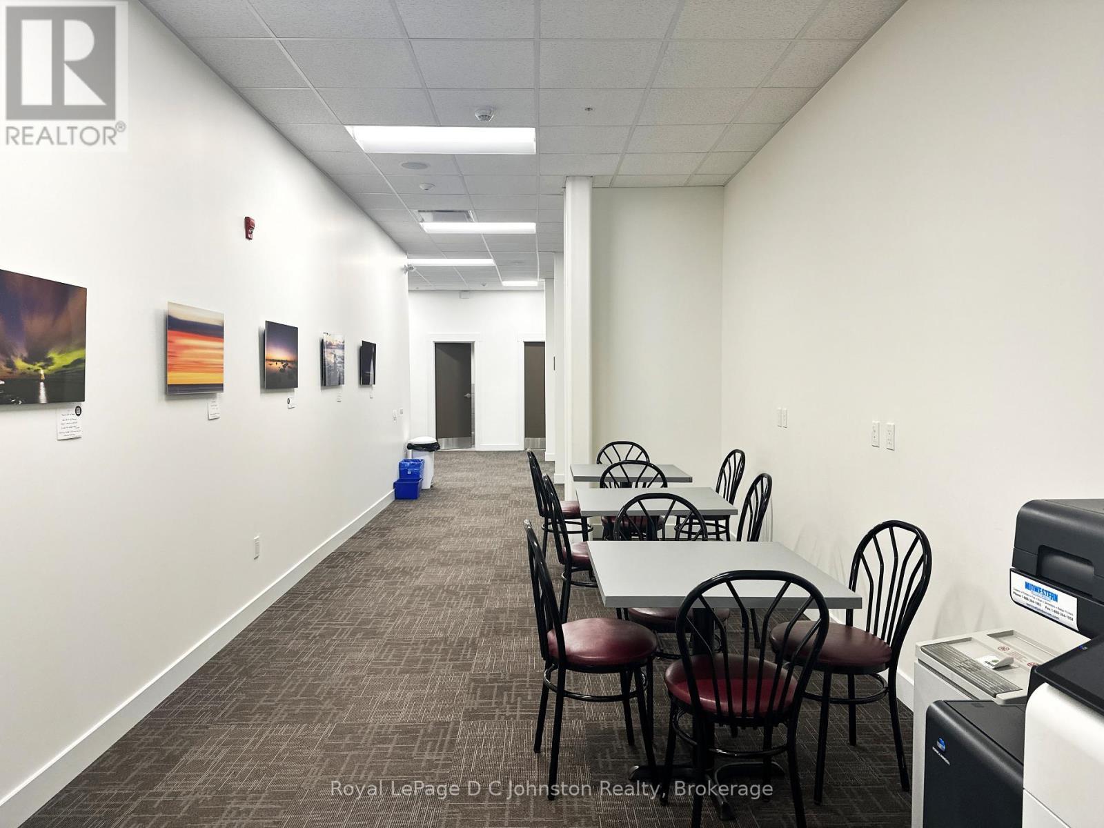 Gathering area - 119 - 1020 Goderich Street, Saugeen Shores, ON