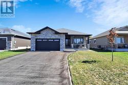 29 GAVIN CRESCENT Quinte West, ON K8V 0H2