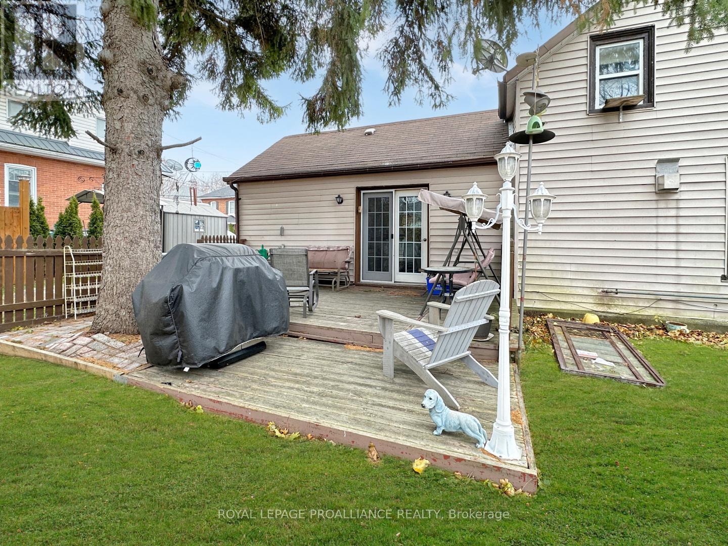 97 Catharine Street, Belleville (Belleville Ward), ON - Outdoor With Deck Patio Veranda With Exterior