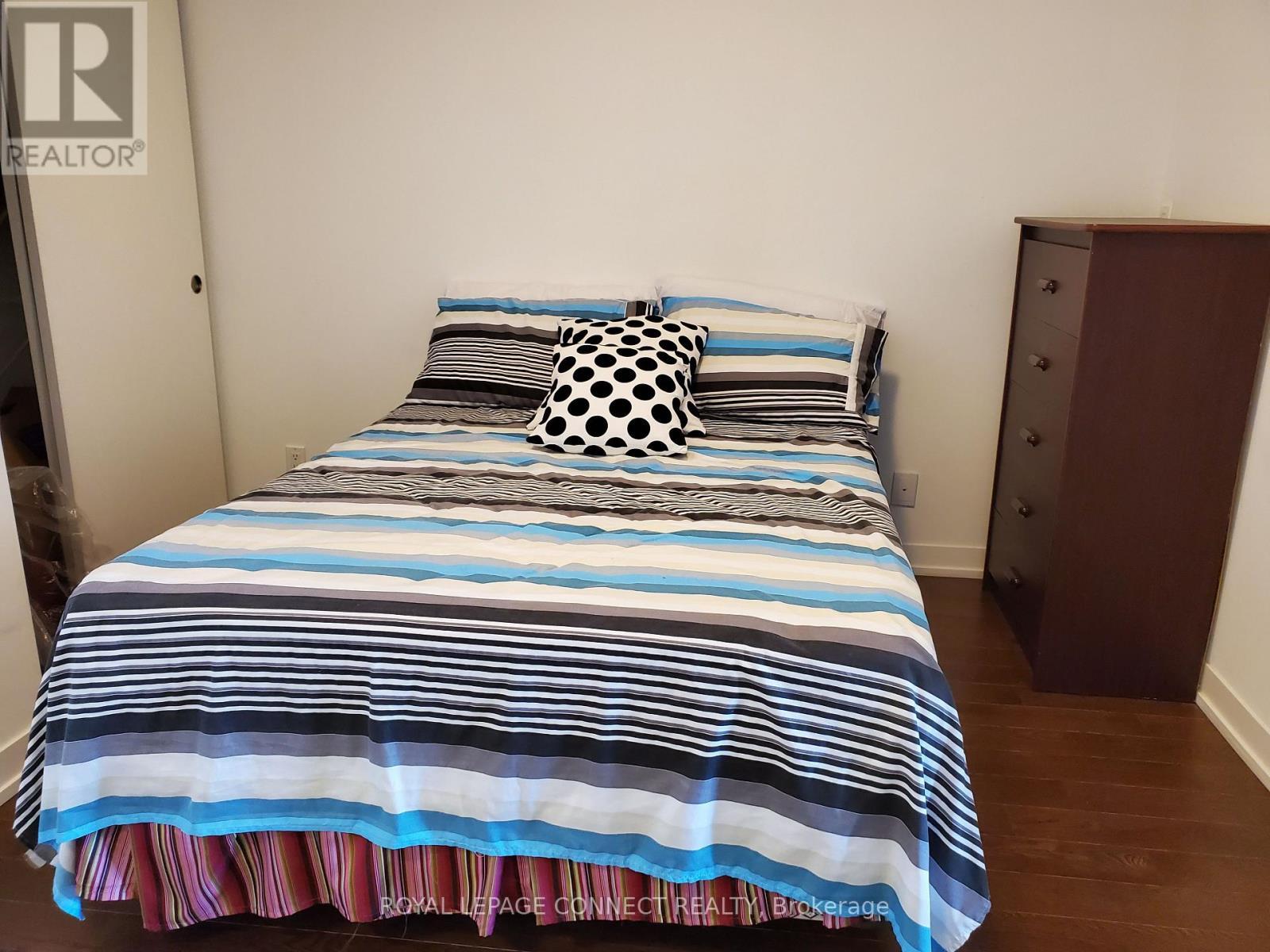 Ph08 - 10 Willison Square, Toronto, ON - Indoor Photo Showing Bedroom