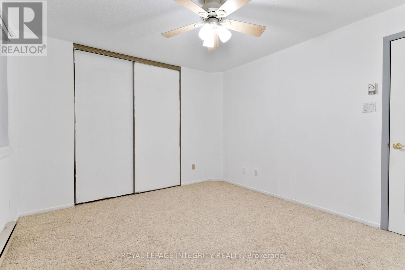 2nd Bedroom - 406 - 270 Brittany Drive, Ottawa, ON - Indoor Photo Showing Other Room