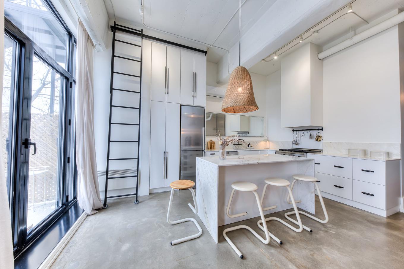 Cuisine - 305-1900 Rue Augustin-Cantin, Montréal (Le Sud-Ouest), QC - Indoor Photo Showing Other Room