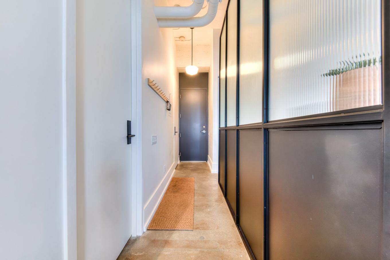 Corridor - 305-1900 Rue Augustin-Cantin, Montréal (Le Sud-Ouest), QC - Indoor Photo Showing Other Room