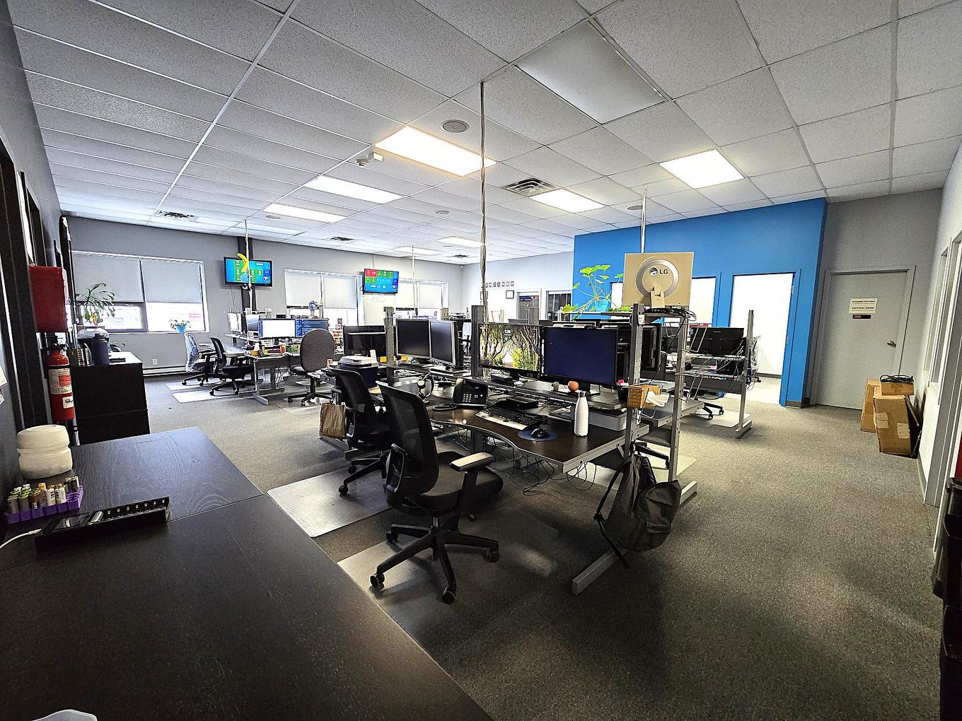 Interior - 200-1882 Boul. St-Martin O., Laval (Chomedey), QC - Indoor