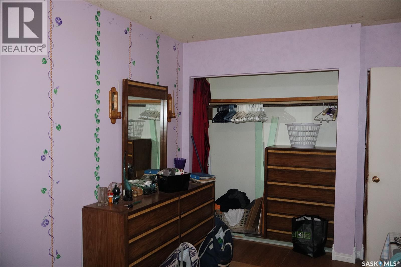 210 1St Avenue, Sutton Rm No. 103, SK - Indoor