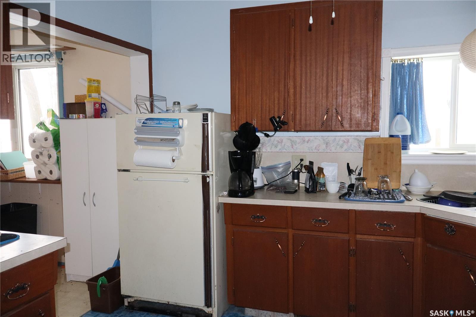 210 1St Avenue, Sutton Rm No. 103, SK - Indoor Photo Showing Kitchen