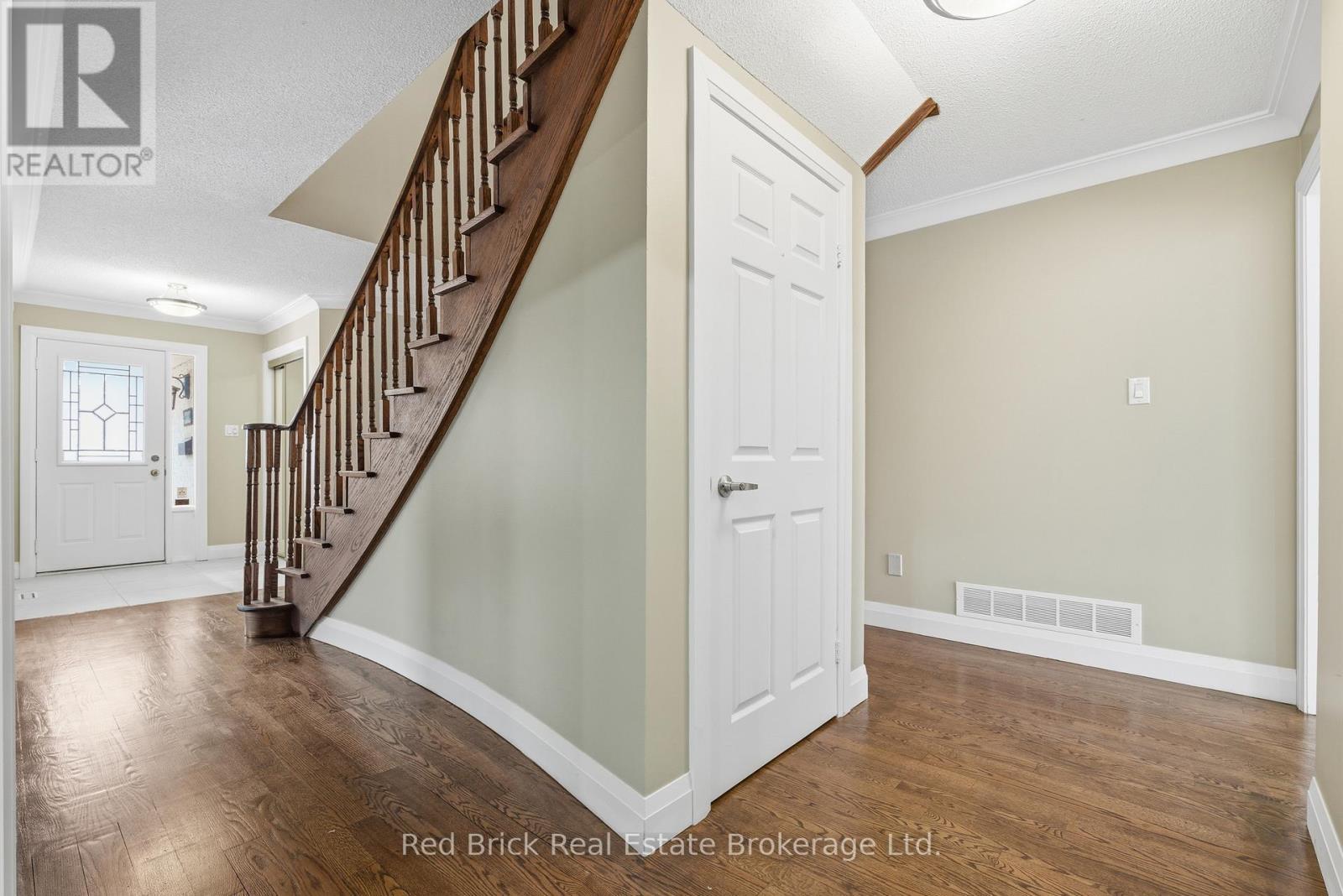 Door to basement - 3980 Chadburn Crescent, Mississauga (Erin Mills), ON - Indoor Photo Showing Other Room