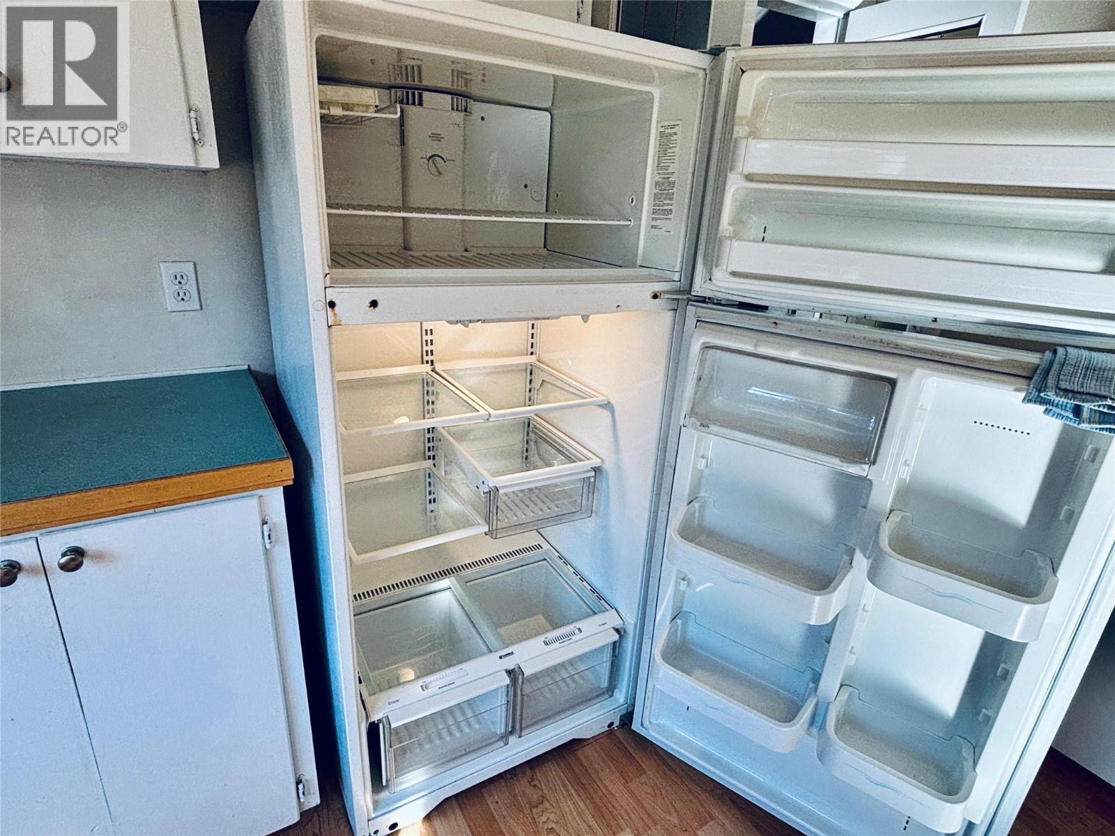 501 Arthur Street, Slocan, BC -