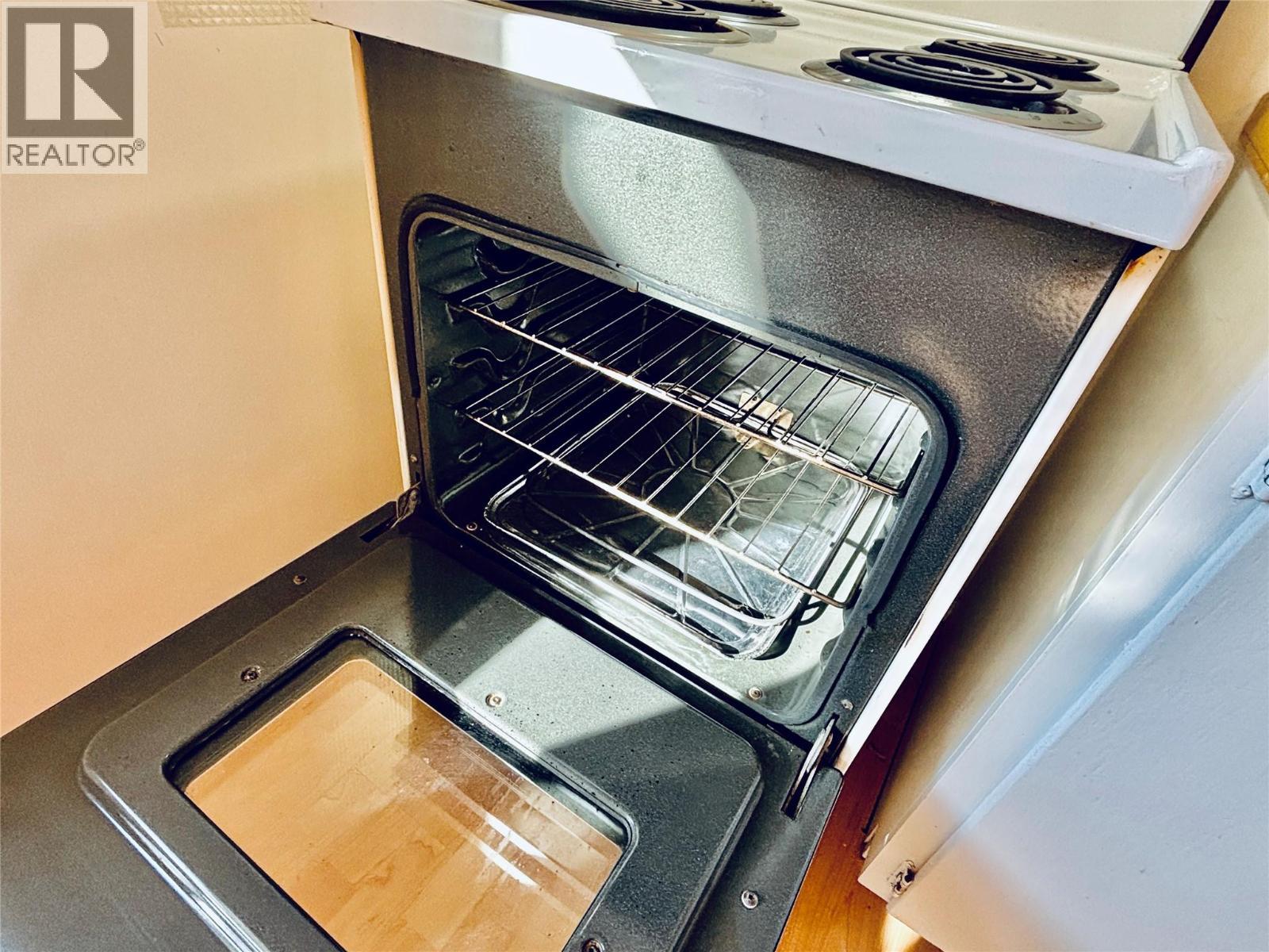 501 Arthur Street, Slocan, BC - Indoor Photo Showing Other Room