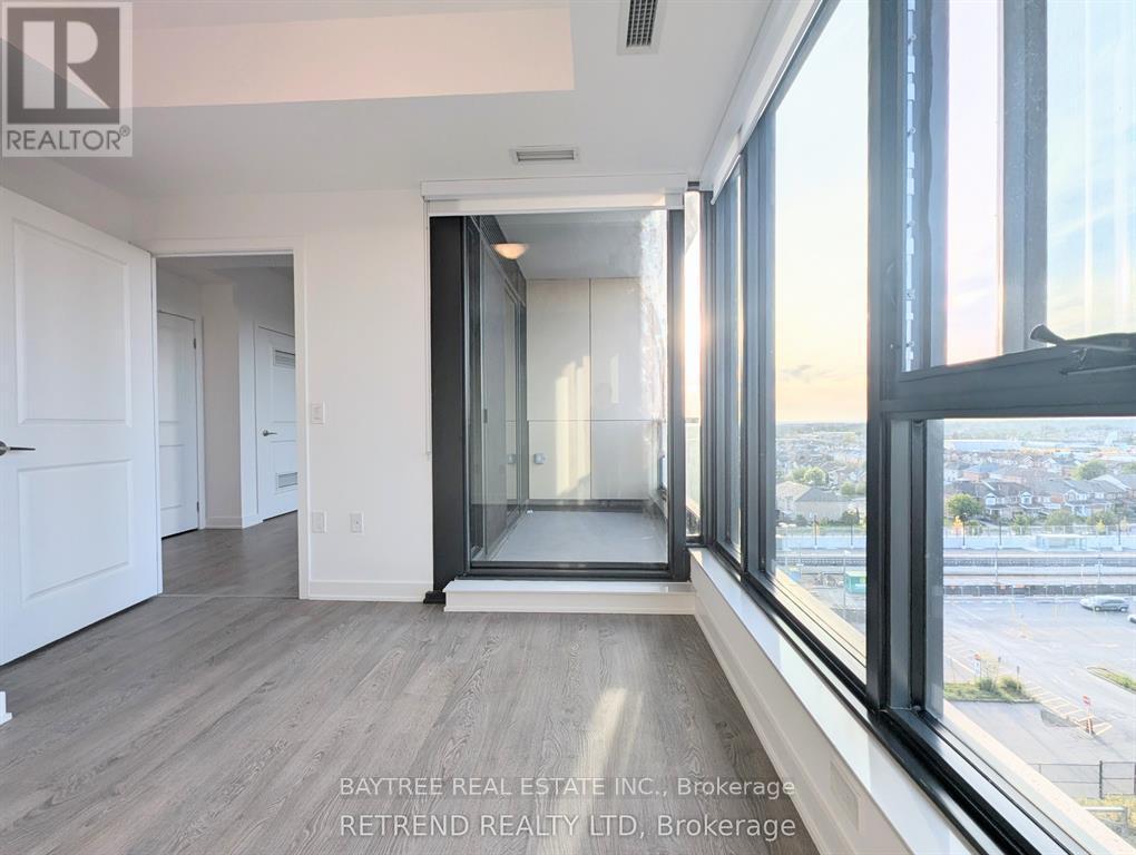 506 - 120 Eagle Rock Way, Vaughan, ON - Indoor Photo Showing Other Room