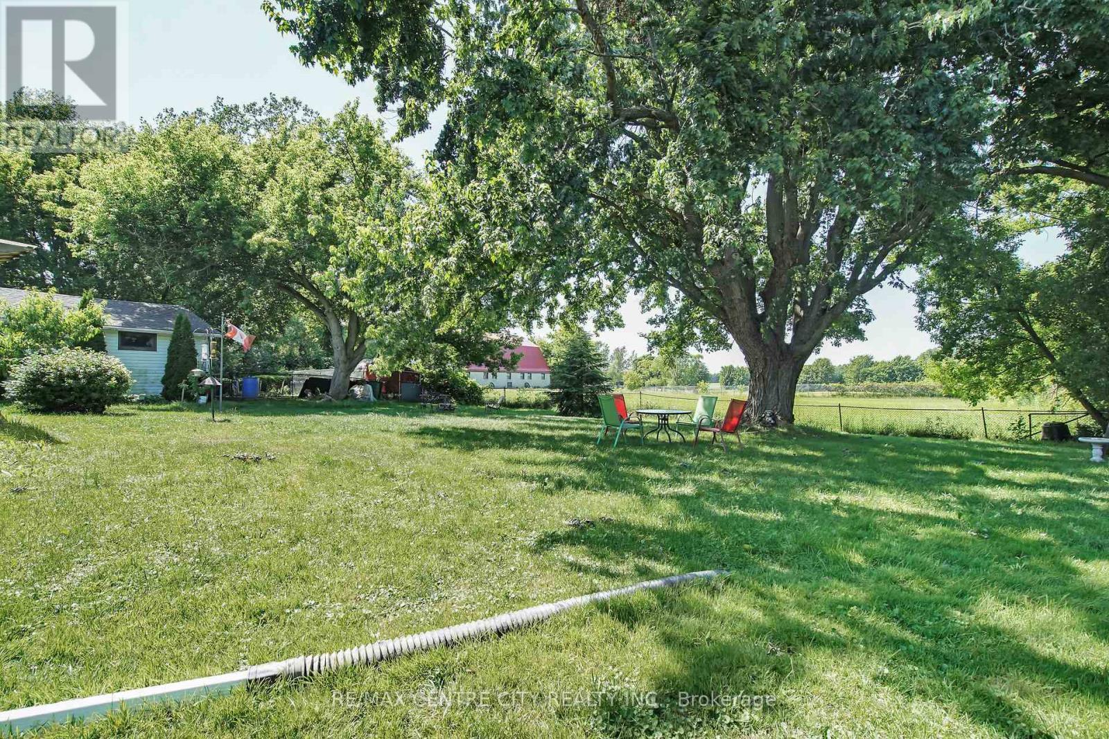 2103 Fanshawe Park Road W, Middlesex Centre, ON - Outdoor