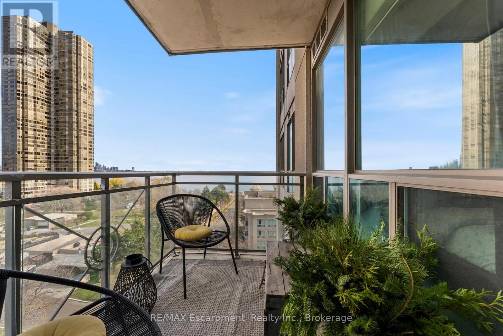 902 - 88 Palace Pier, Toronto (Mimico), ON - Outdoor With Exterior