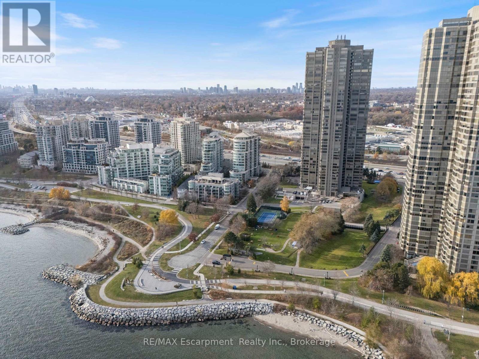 902 - 88 Palace Pier, Toronto (Mimico), ON - Outdoor With View