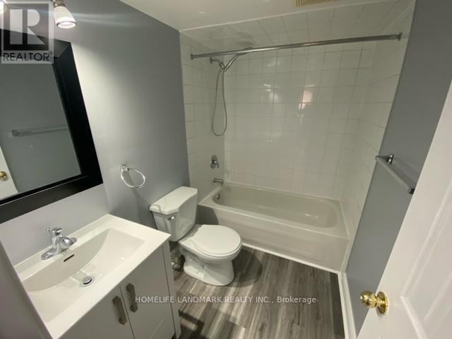 WashRoom - Bsmnt - 3231 Cactus Gate, Mississauga, ON - Indoor Photo Showing Bathroom