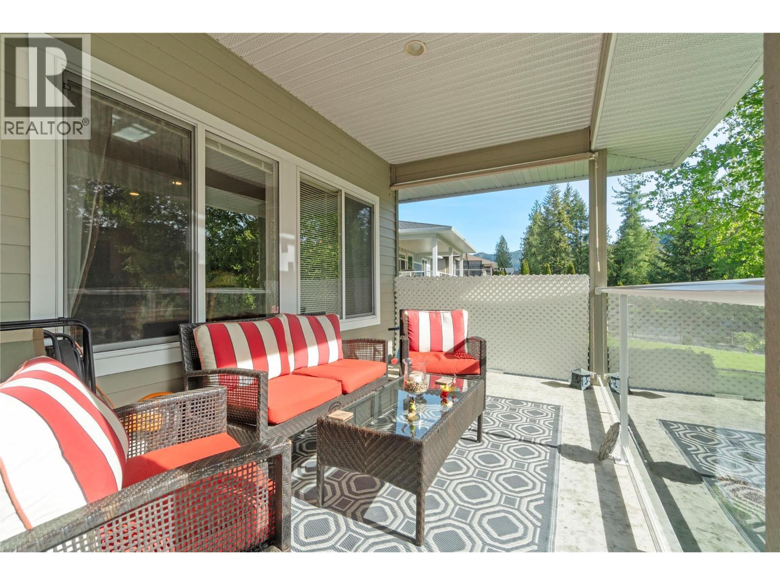 2743 Golf Course Drive, Blind Bay, BC - Outdoor With Deck Patio Veranda With Exterior