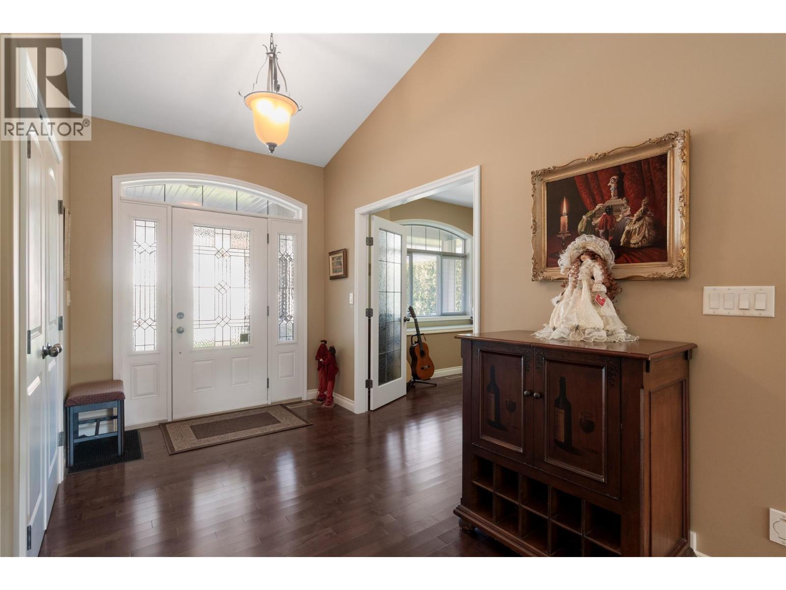 2743 Golf Course Drive, Blind Bay, BC - Indoor Photo Showing Other Room