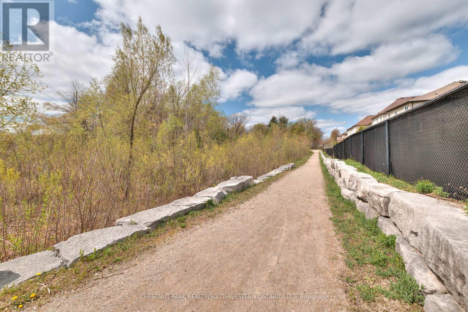 288 Steepleridge Street, Kitchener, ON - Outdoor