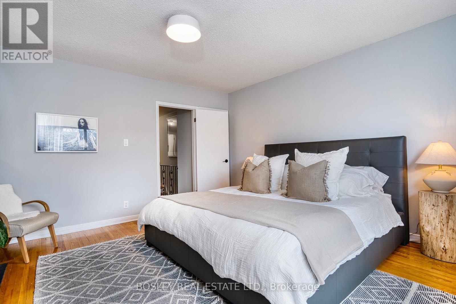 38 Halton Street, Toronto, ON - Indoor Photo Showing Bedroom