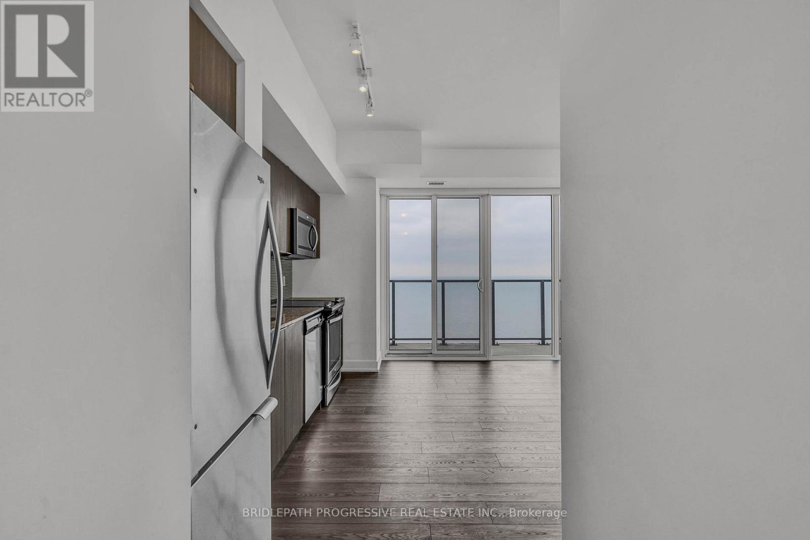 Ph-07 - 30 Shore Breeze Drive, Toronto, ON - Indoor Photo Showing Other Room