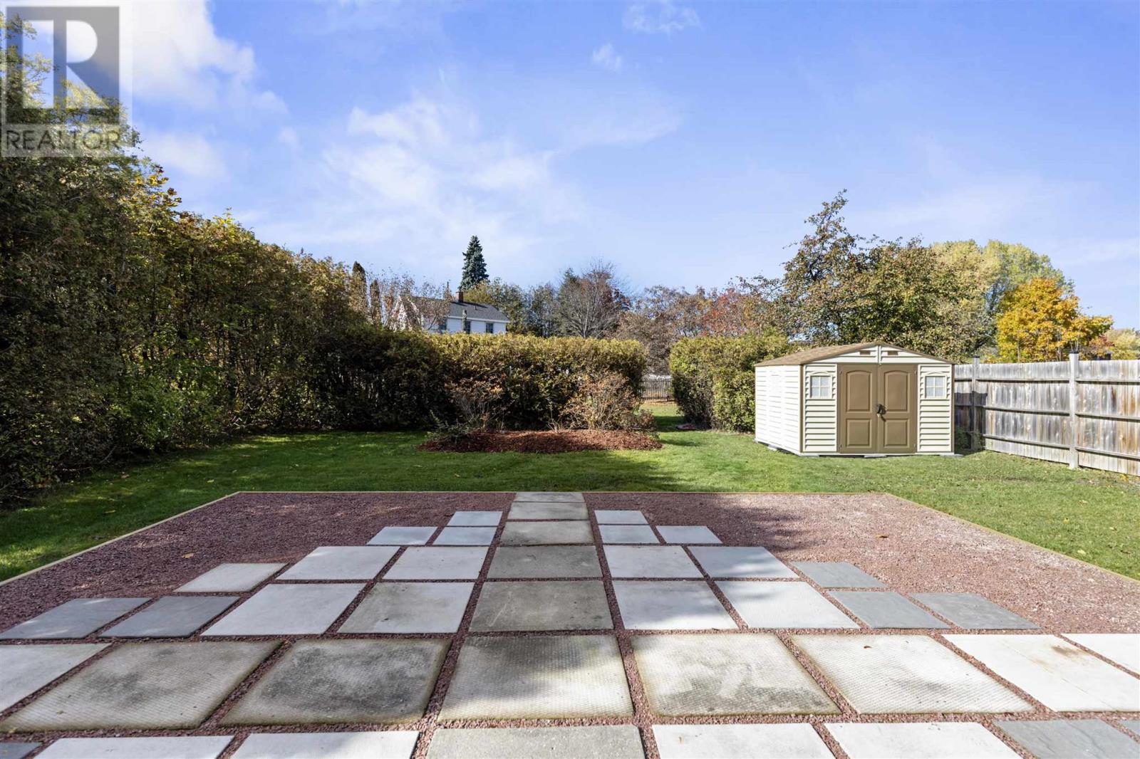 183 Upton Rd, Sault Ste. Marie, ON - Outdoor