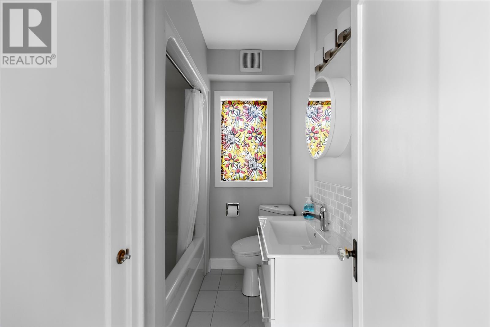 183 Upton Rd, Sault Ste. Marie, ON - Indoor Photo Showing Bathroom