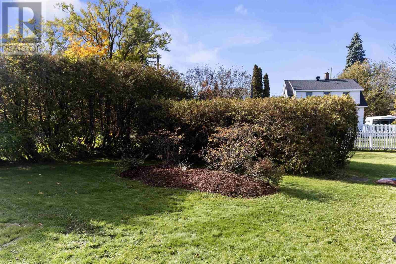 183 Upton Rd, Sault Ste. Marie, ON - Outdoor