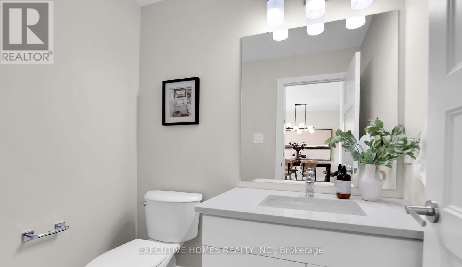 6937 Royal Magnolia Avenue, London South, ON - Indoor Photo Showing Bathroom